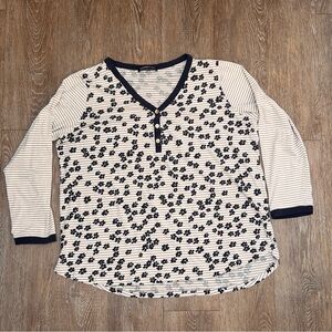 Jones New York Signature Woman Mixed Print Top Size 2X Navy Floral Stripe Henley